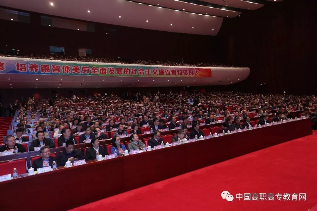 2.webp.jpg 2.webp.jpg